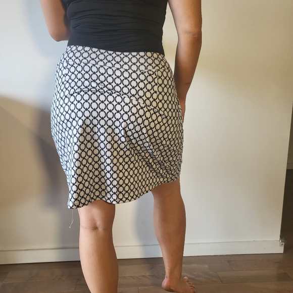 Dress - Picture 2 of 6